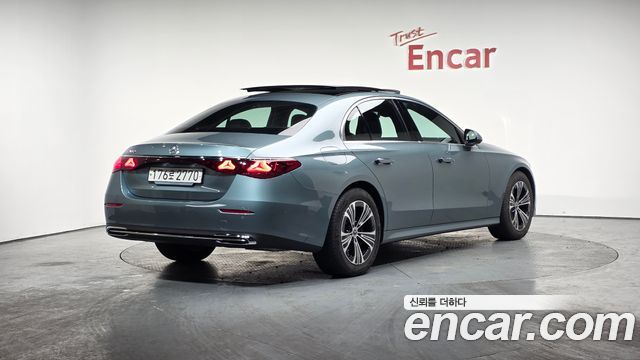 Mercedes-Benz E-Class W214 E200 Avantgarde - фото 0