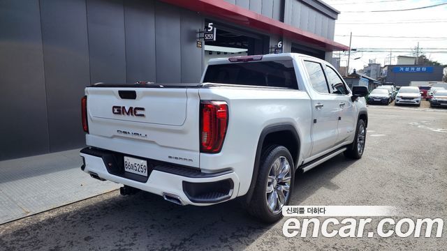 GMC Sierra Denali - фото 1