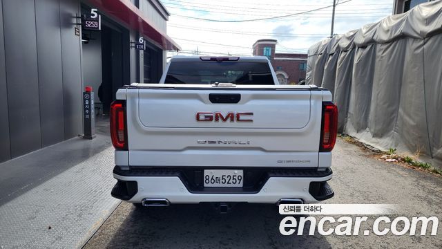 GMC Sierra Denali - фото 3
