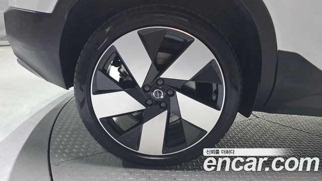 Volvo C40 Twin Ultimate - фото 4