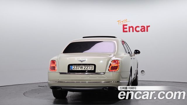 Bentley Mulsanne 6.8 Speed - фото 3