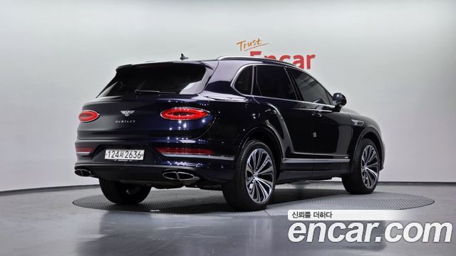 Bentley Bentayga 4.0 V8 Azure - фото 1