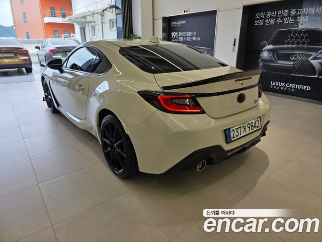 Toyota 86 GR86 2.4 Premium - фото 1
