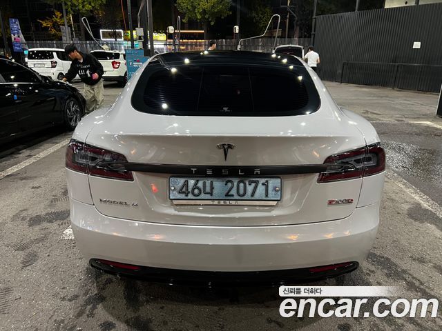 Tesla Model S 75D - фото 1