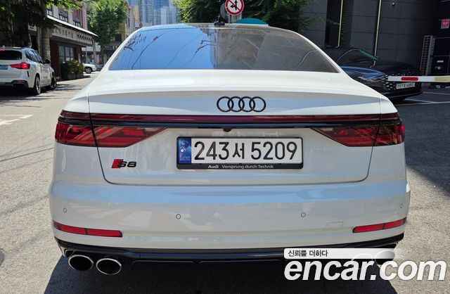 Audi S8 D5 4.0 TFSI Quattro LWB - фото 3