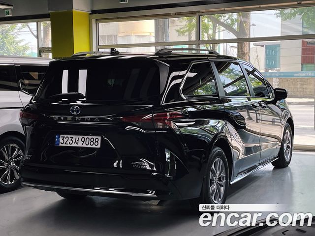 Toyota Sienna 4-го поколения 2.5 Hybrid AWD - фото 3
