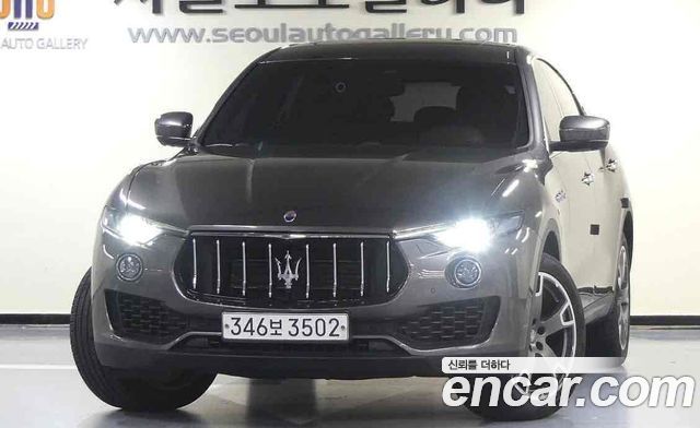 Maserati Levante 3.0 Diesel AWD - фото 0