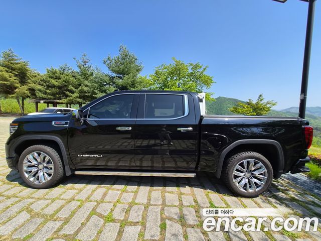 GMC Sierra Denali - фото 1