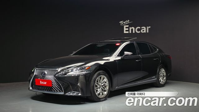 Lexus LS 5-го поколения 3.5 Luxury AWD - фото 0