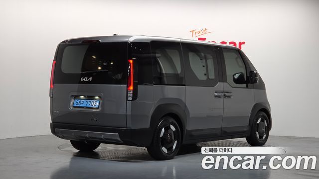 Kia PV5 Passenger 5 Seater Plus - фото 1