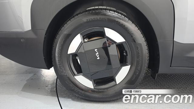 Kia PV5 Passenger 5 Seater Plus - фото 4