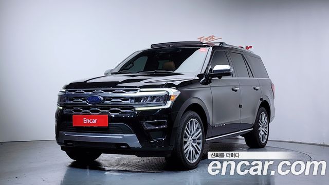 Ford Expedition Platinum 4WD 7Seater - фото 0