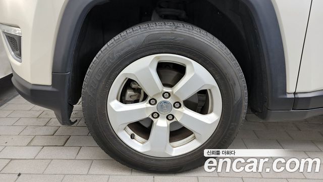 Jeep Compass 2-го поколения 2.4 Limitied AWD - фото 4