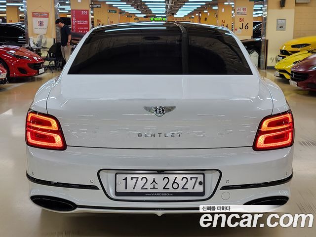 Bentley Flying Spur 3-го поколения 6.0 - фото 3