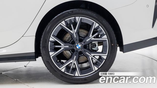 BMW 2-Series F74 220 M Sport - фото 4