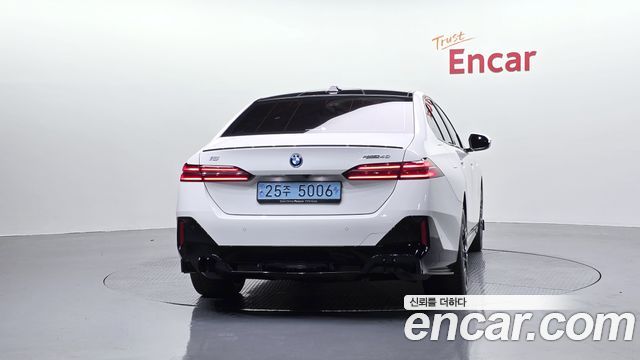 BMW i5 G60 eDrive 40 M Sport Pro - фото 3