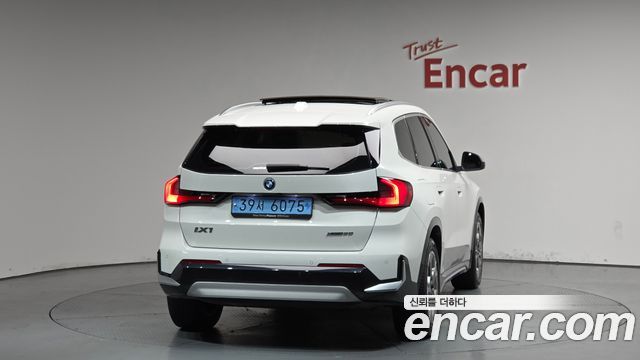BMW iX1 U11 xDrive 30 xLine - фото 3