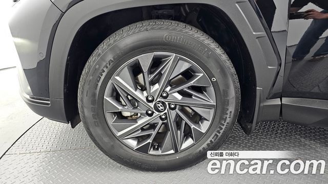 Hyundai Tucson NX4, гибрид Inspiration 2WD - фото 4