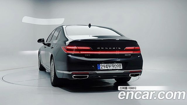 Genesis G90 3.8 AWD Premium Luxury - фото 2
