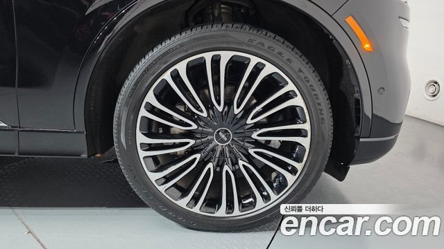 Lincoln Aviator 2-го поколения 3.0 Black Label AWD - фото 3