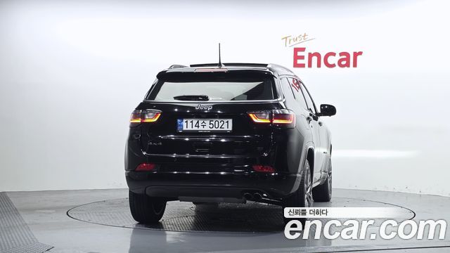 Jeep Compass 2-го поколения S2.4 AWD - фото 3