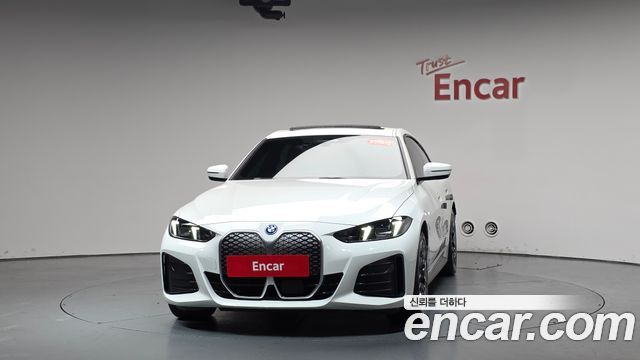 BMW i4 eDrive40 M Sports - фото 1