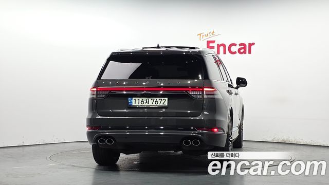 Lincoln Aviator 2-го поколения 3.0 Black Label AWD - фото 3