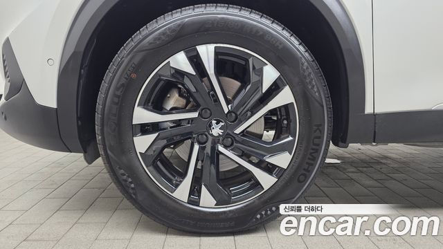 Peugeot 2008 2-го поколения 1.5 BlueHDi GT - фото 4