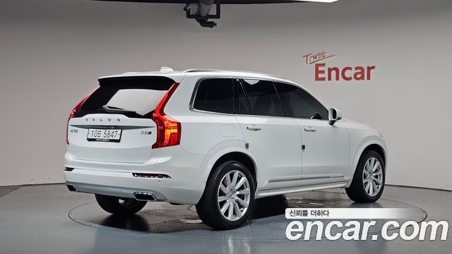 Volvo XC90 2-го поколения D5 Inscription - фото 0
