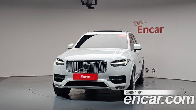 Volvo XC90 2-го поколения D5 Inscription - фото 1