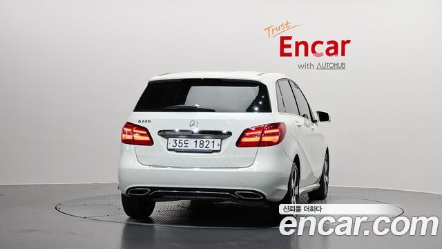 Mercedes-Benz B-Class W246 B220 - фото 3
