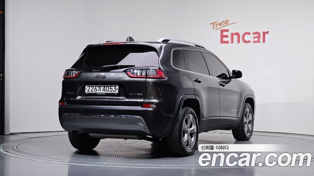 Jeep Cherokee KL 2.4 Limited AWD - фото 1