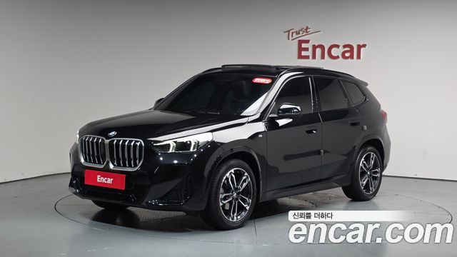 BMW X1 U11 xDrive 20i M Sport - фото 0