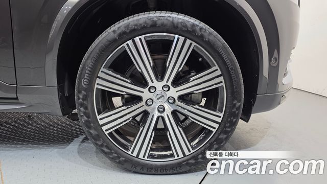 Volvo XC90 2-го поколения B6 Ultimate Bright - фото 4