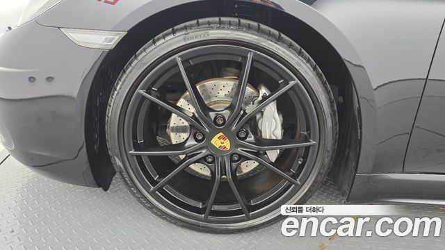 Porsche 718 2.0 - фото 4