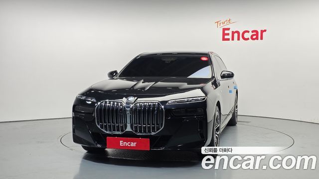 BMW i7 G70 eDrive 50 M Sport Limited - фото 2
