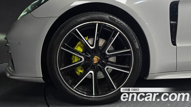 Porsche Panamera 3.0 AWD - фото 4