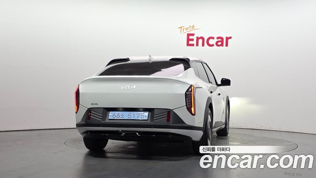 Kia EV4 Long Range 2WD Earth - фото 3