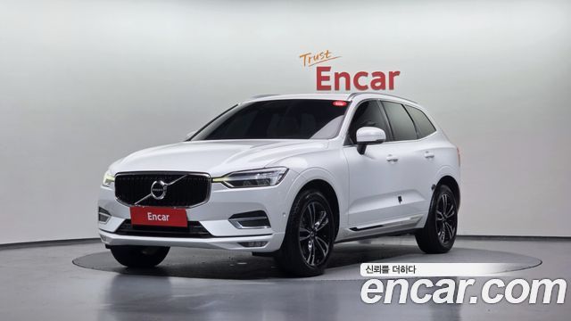 Volvo XC60 2-го поколения D5 Momentum - фото 0