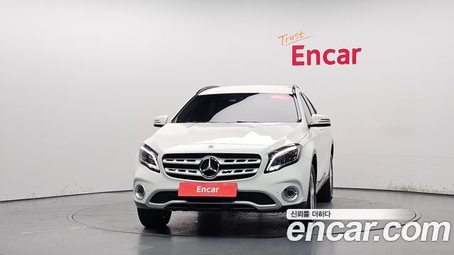 Mercedes-Benz GLA-Class X156 GLA220 - фото 1