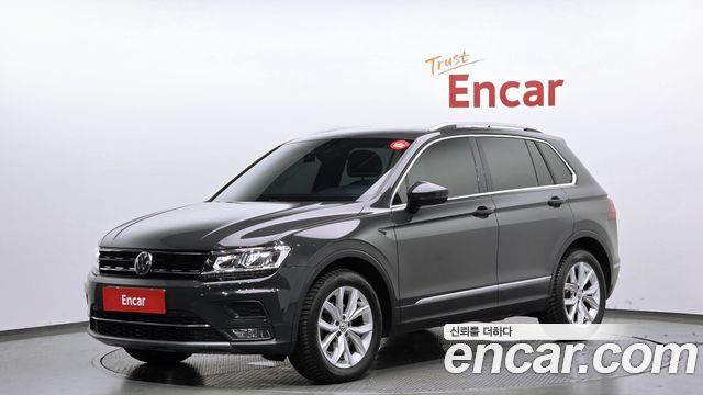 Volkswagen Tiguan 2-го поколения 2.0 TDI Premium - фото 0