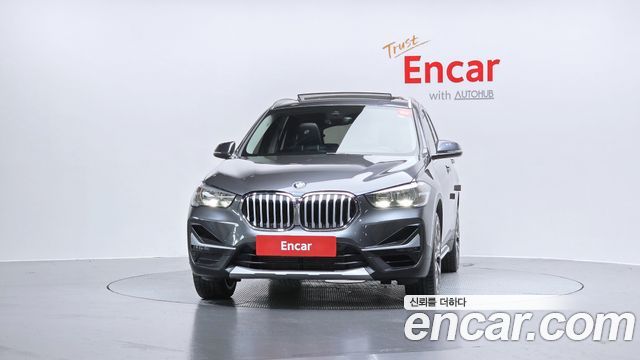 BMW X1 F48 xDrive 20i xLine - фото 2