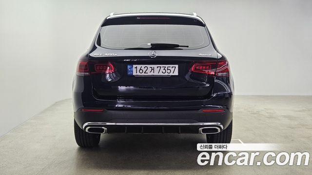 Mercedes-Benz GLC-Class X253 GLC300e 4MATIC - фото 3