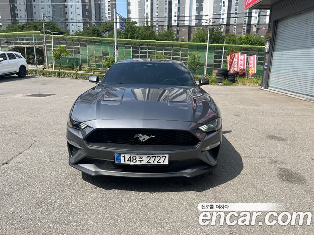 Ford Mustang Coupe - фото 2