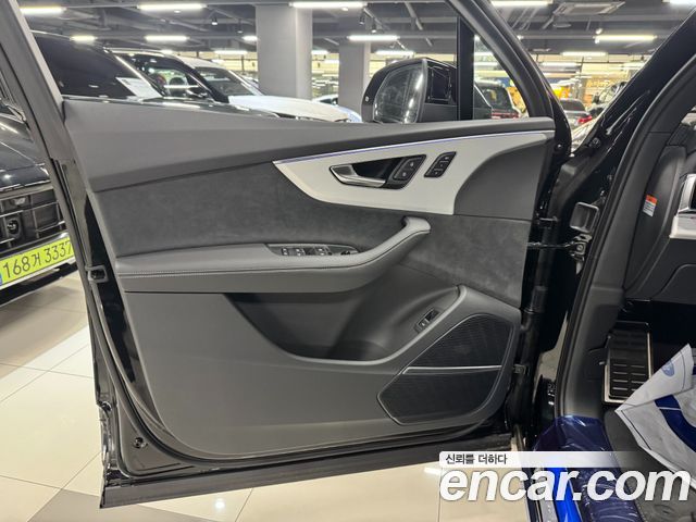 Audi Q7 55 TFSI Quattro Premium - фото 4