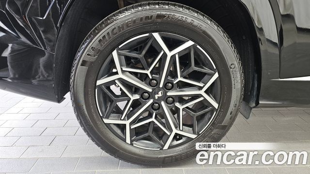 Hyundai Tucson NX4, гибрид N Line 2WD Inspiration - фото 4