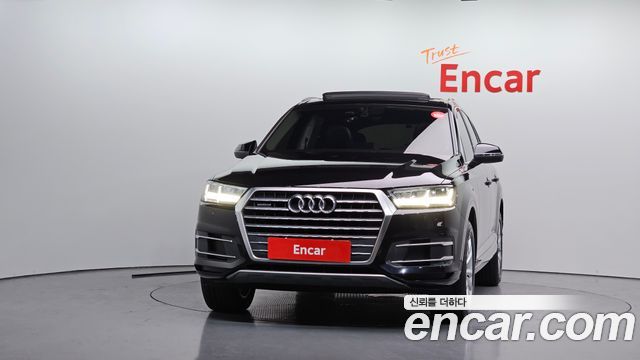 Audi Q7 45 TFSI Quattro - фото 2