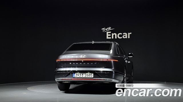 Hyundai Grandeur GN7, гибрид Exclusive - фото 3