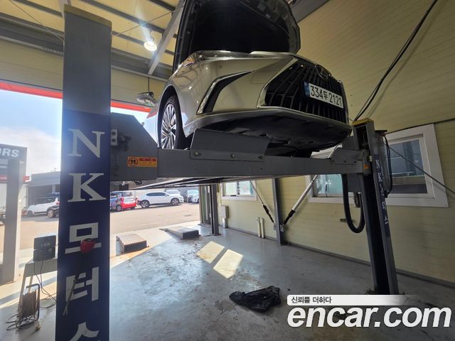 Lexus ES 7-го поколения Executive - фото 0