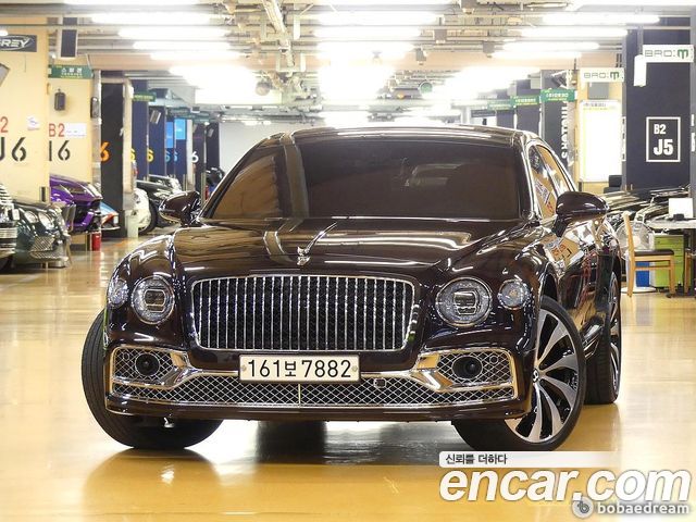 Bentley Flying Spur 3-го поколения 4.0 Azure - фото 2
